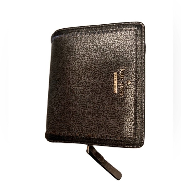 kate spade Handbags - Kate Spade Gray Wallet